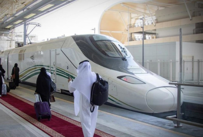 ibadah-islamic-travel-high-speed-train-05